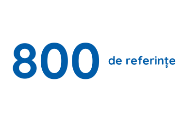 800 références